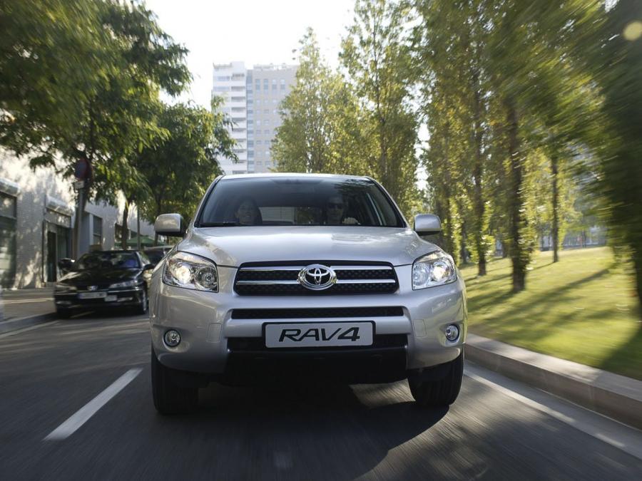  Toyota RAV4 Cross Sport 2007 года  (фото 4 из 13)